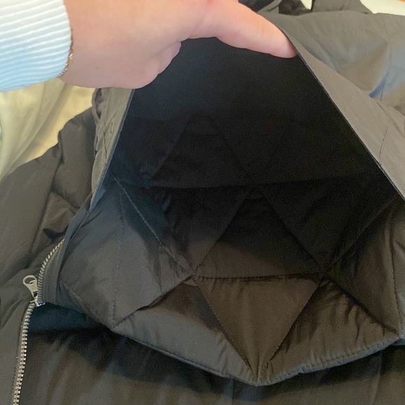 Lululemon jacket - Picture 3 of 11